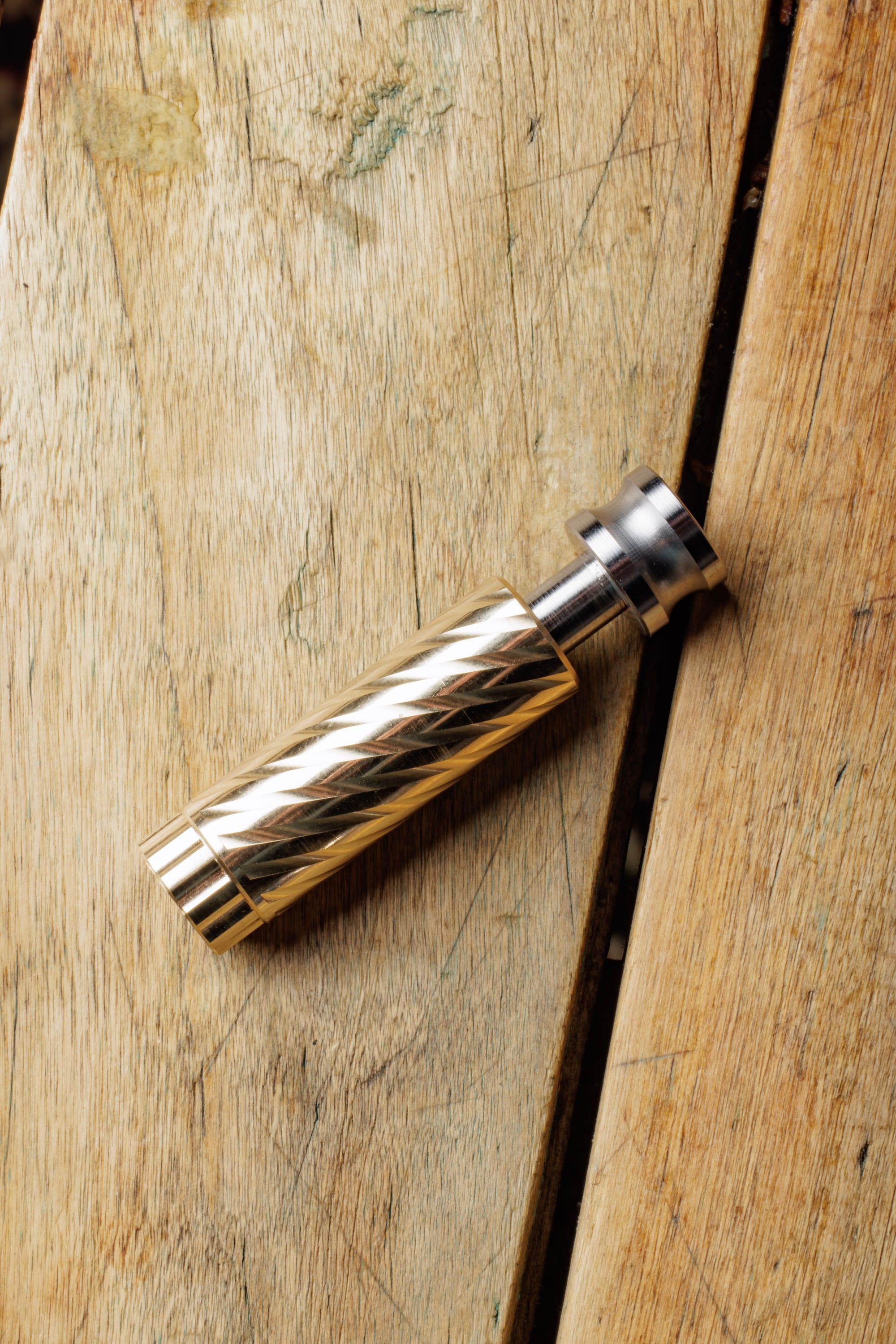 Pneumatic fidget piston, view 3